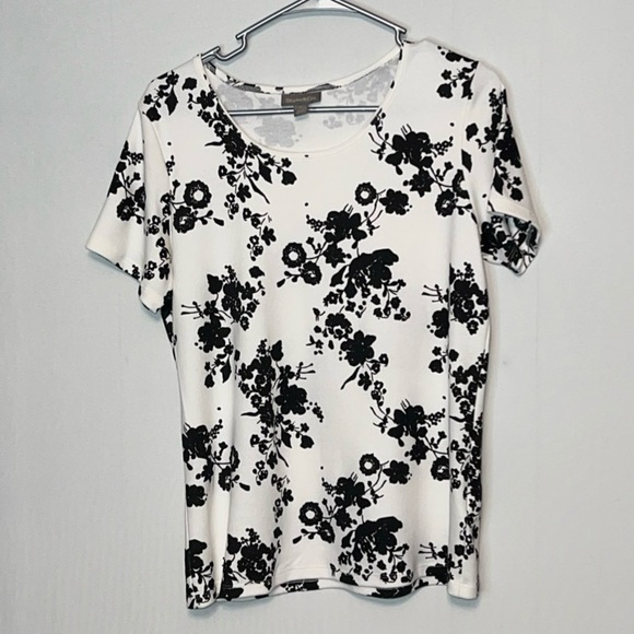 Style & Co. Tops - Style & Co Women's Sz M Cotton-Blend T-Shirt Blouse Short Sleeve Floral.